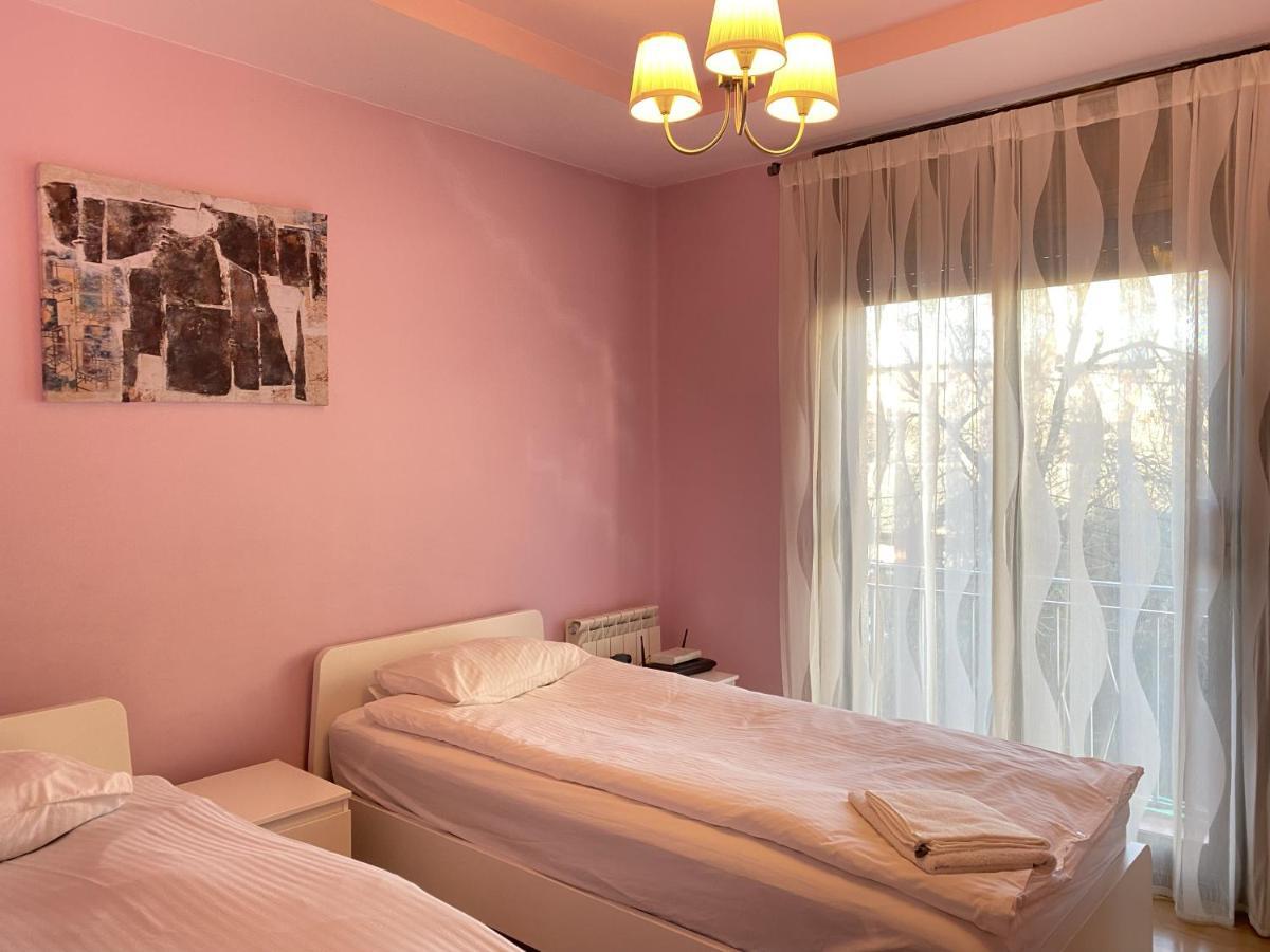 Entire New Apartment 20' From Barcelona Sabadell Extérieur photo